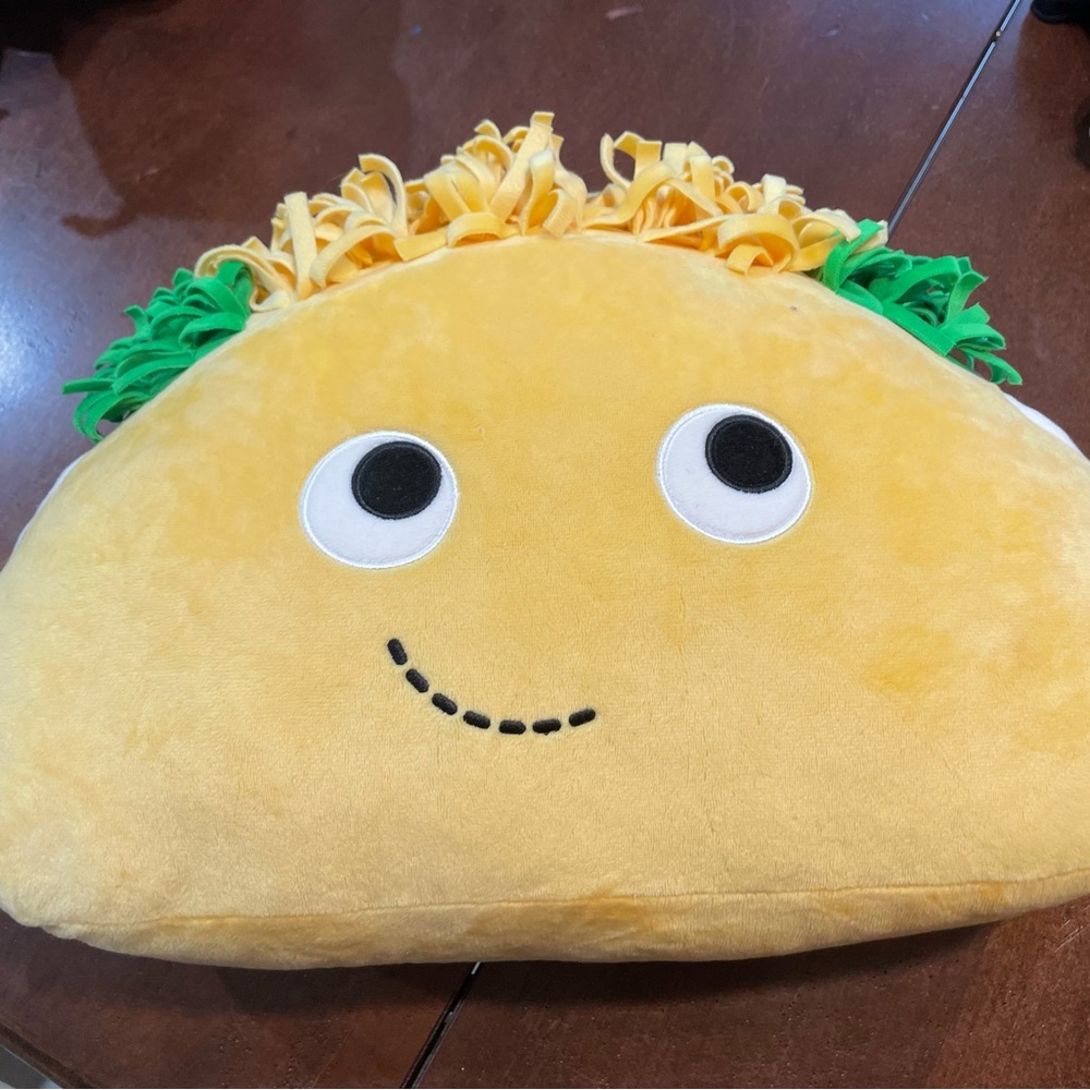 Yummy World Taco plush